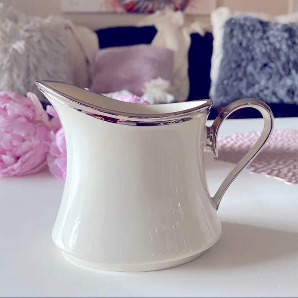 Lenox Other - Lenox Solitaire Creamer